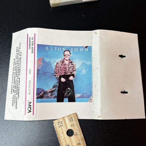 Elton John Caribou Cassette MCA Records This Record Co. Limited 1974 Preowned - Picture 3 of 7